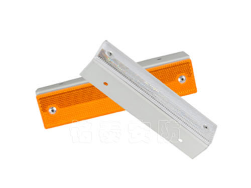 長方形鐵單支單面輪廓標